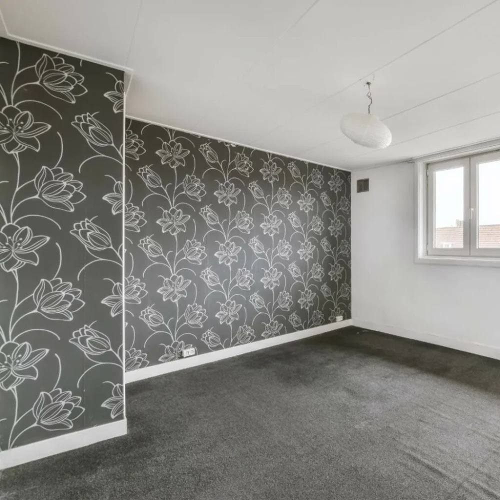 dubai wallpaper fixing