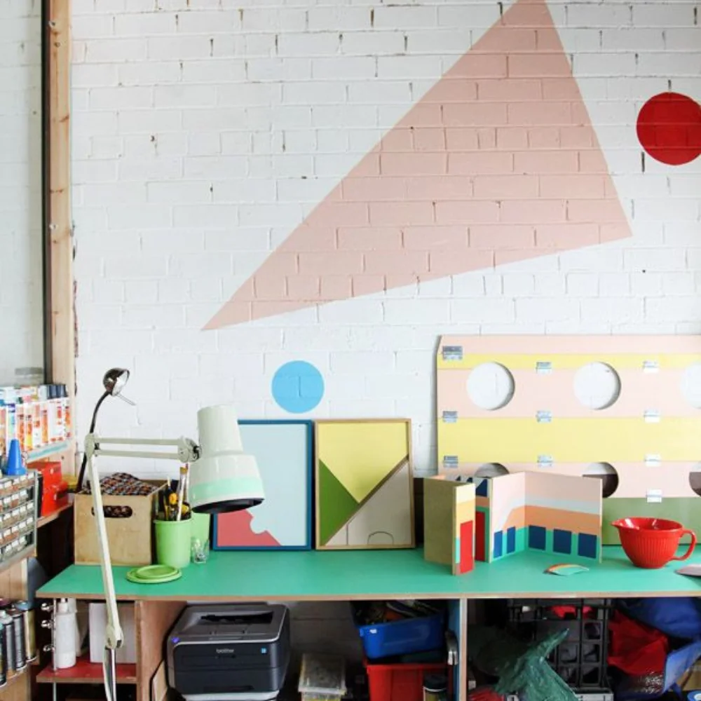 studio wall painting dubai